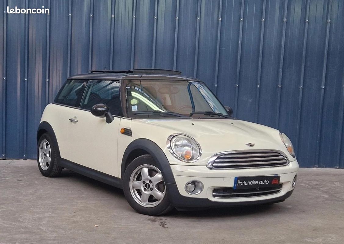 Mini Mini 1.6 120 COOPER - Garanti 1 an - Ethanol - Toit ouvrant - siège chauffant (image 1)