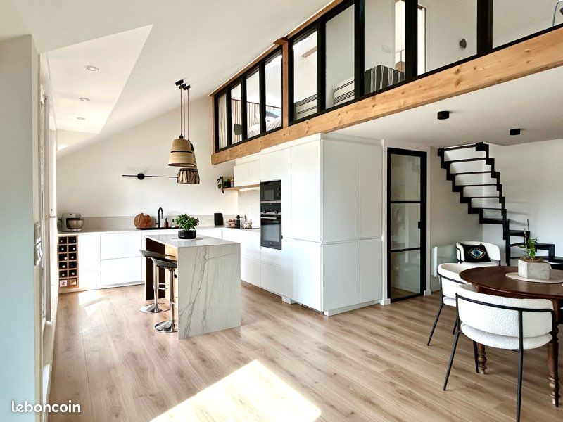 Appartement 2 pièces 61 m² · à La Roche-sur-Foron · 60,6 m² · 320 000 €