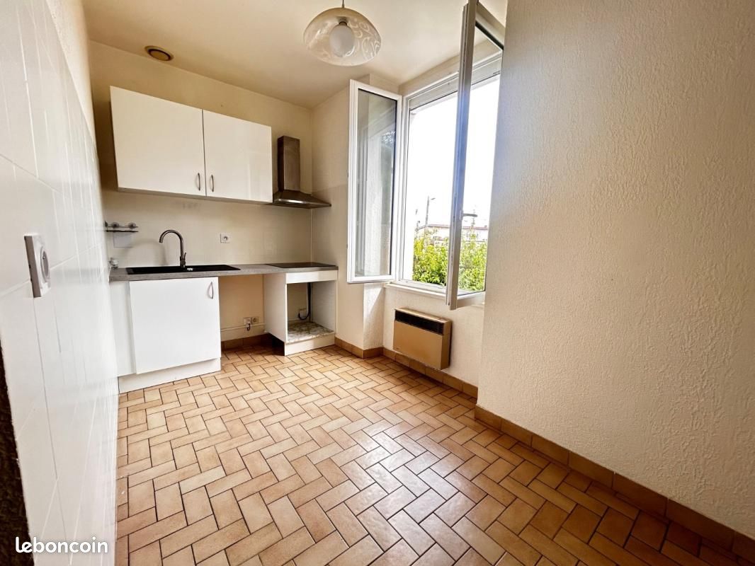 Appartement 1 pièce 29 m² · à Livron-sur-Drôme · 29 m² · 356 €