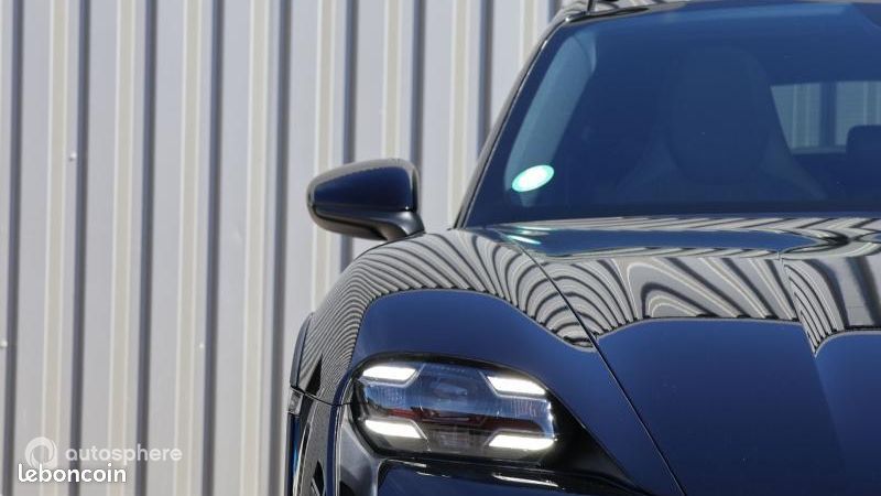 Porsche Taycan 571ch 4S (image 30)