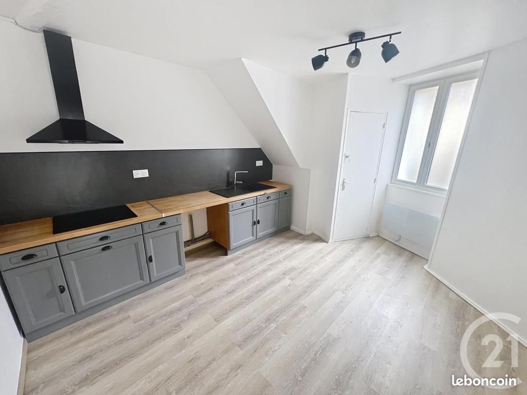 Maison 2 pièces 55 m² · à Coulanges-la-Vineuse · 55 m² · 66 700 €
