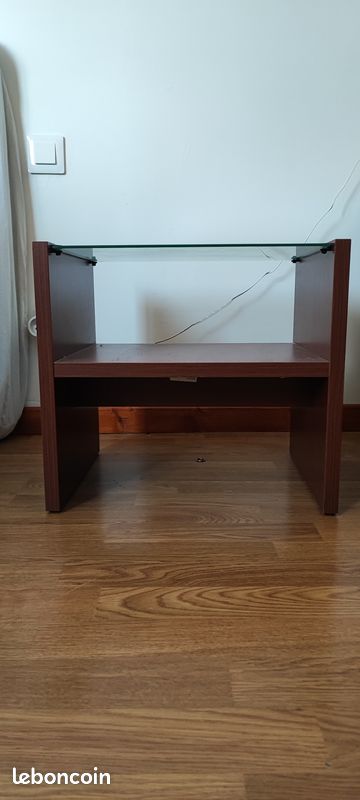 Tables de chevet (image 1)