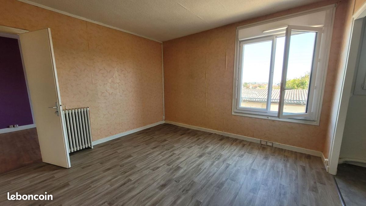 Appartement 3 pièces 59 m² · à Montluçon · 59 m² · 379 €