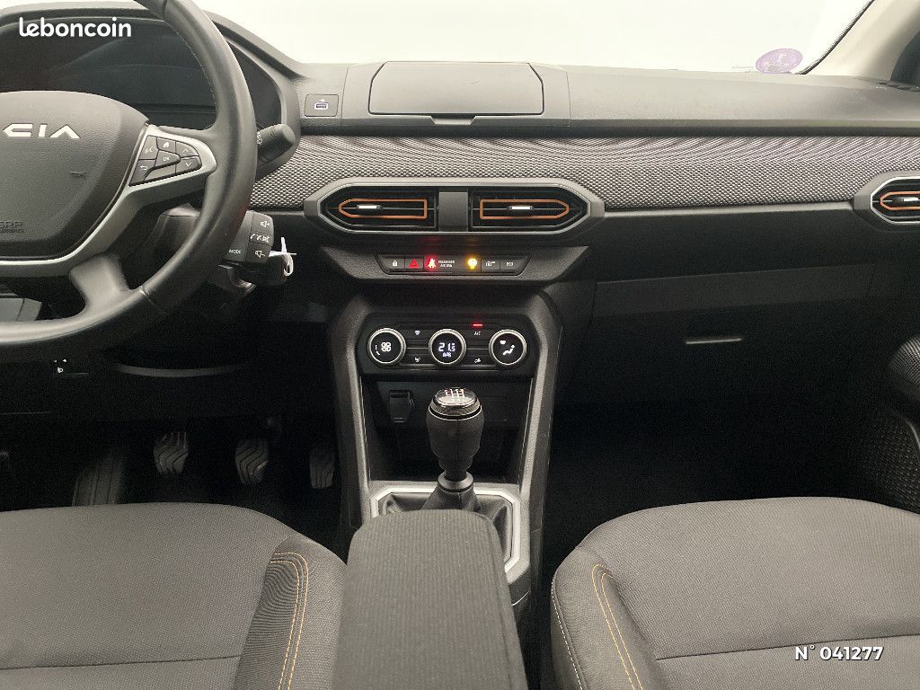 Dacia Sandero ECO-G 100 Stepway Expression (image 13)
