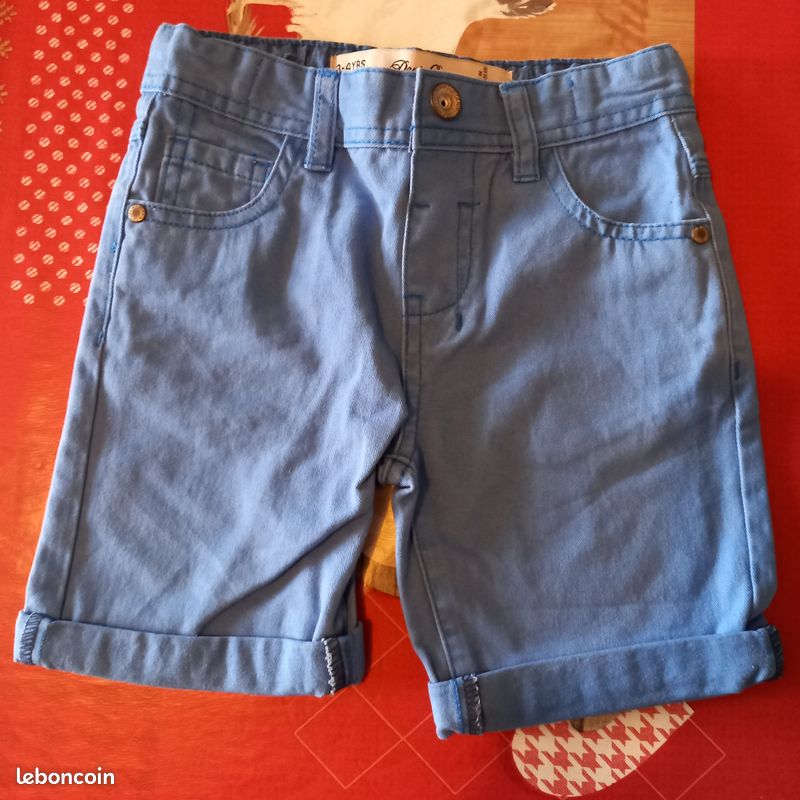 Lot de 3 shorts garçon 4 ans (image 4)