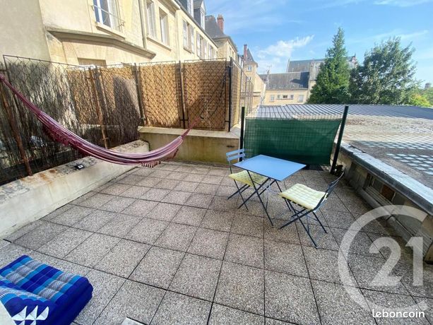 https://img.leboncoin.fr/api/v1/lbcpb1/images/01/09/da/0109dad065ae74f1d21746e943e021b14c816640.jpg?rule=ad-image