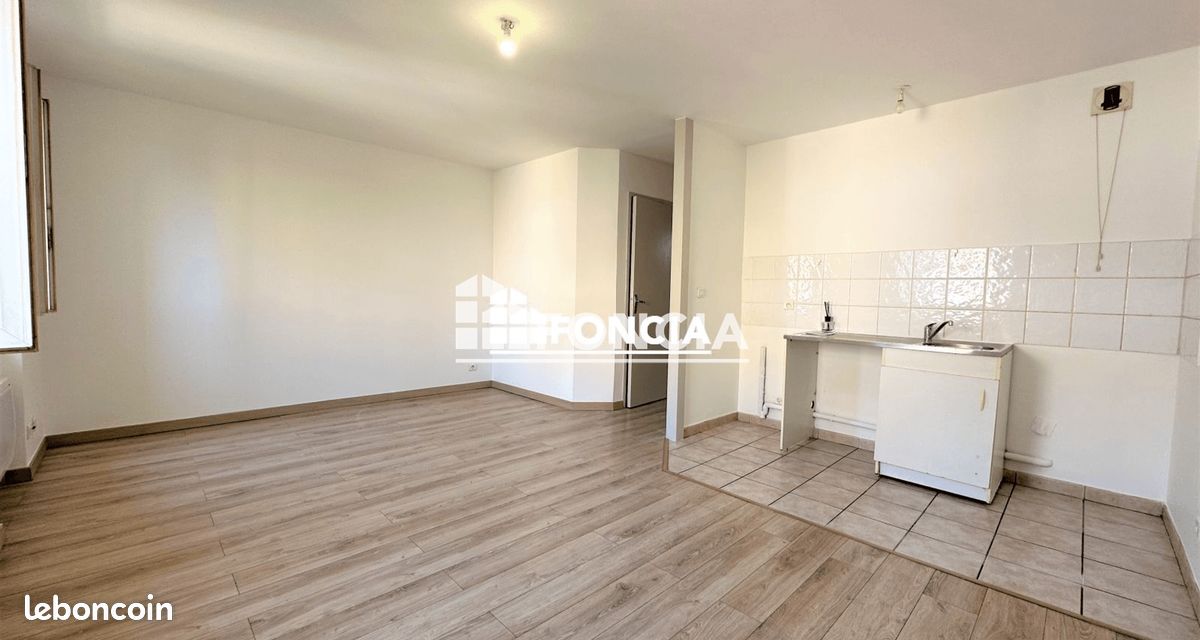 Appartement 2 pièces 41 m² · à Toulon · 41 m² · 477 €/mois