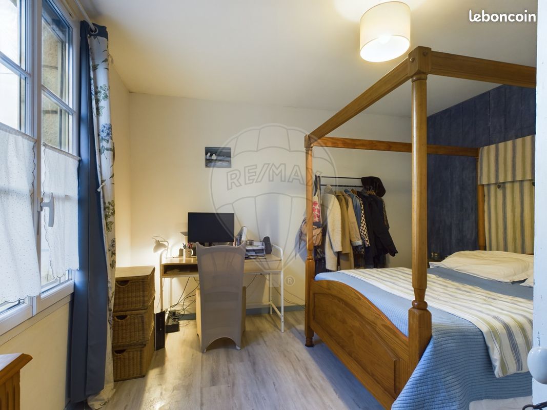 Maison 5 pièces 103 m² - Rochefort 17300 (image principale 7)
