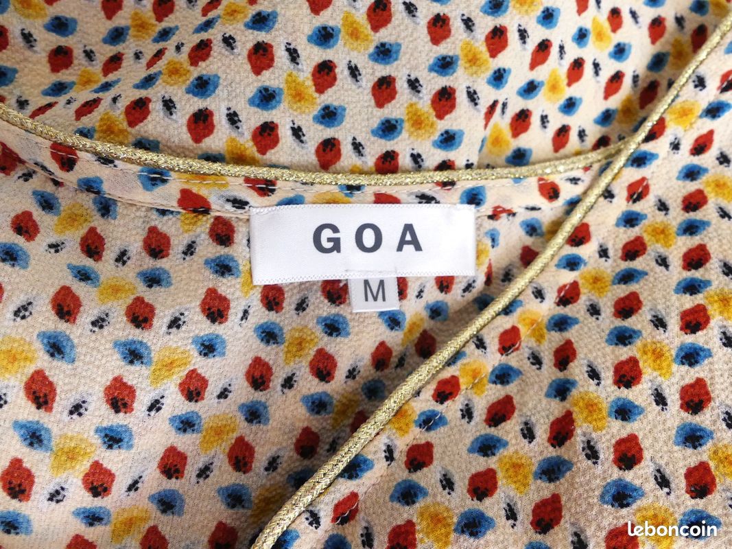 Robe GOA Fluide Beige Et Multicolore - Taille M - Viscose - Occasion Excellent état