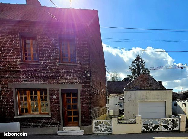 Location maison Crespin village