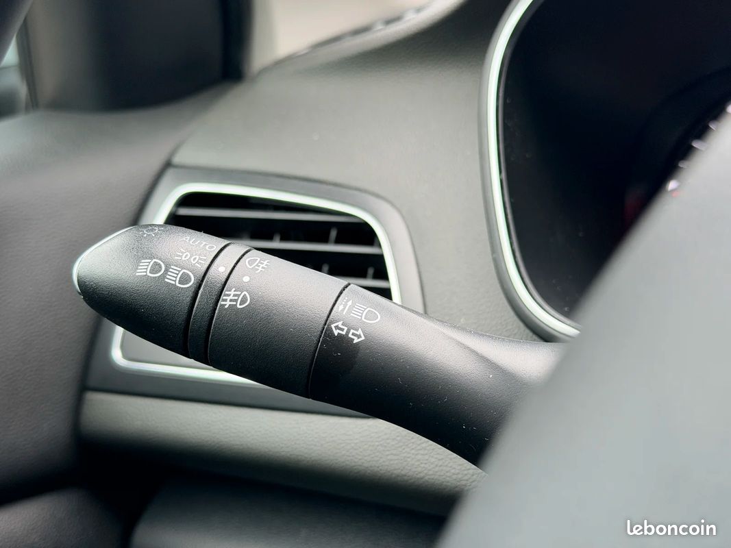 Renault MEGANE IV 1,5 DCI / SUIVIE ET ENTRETENUE / (image 14)