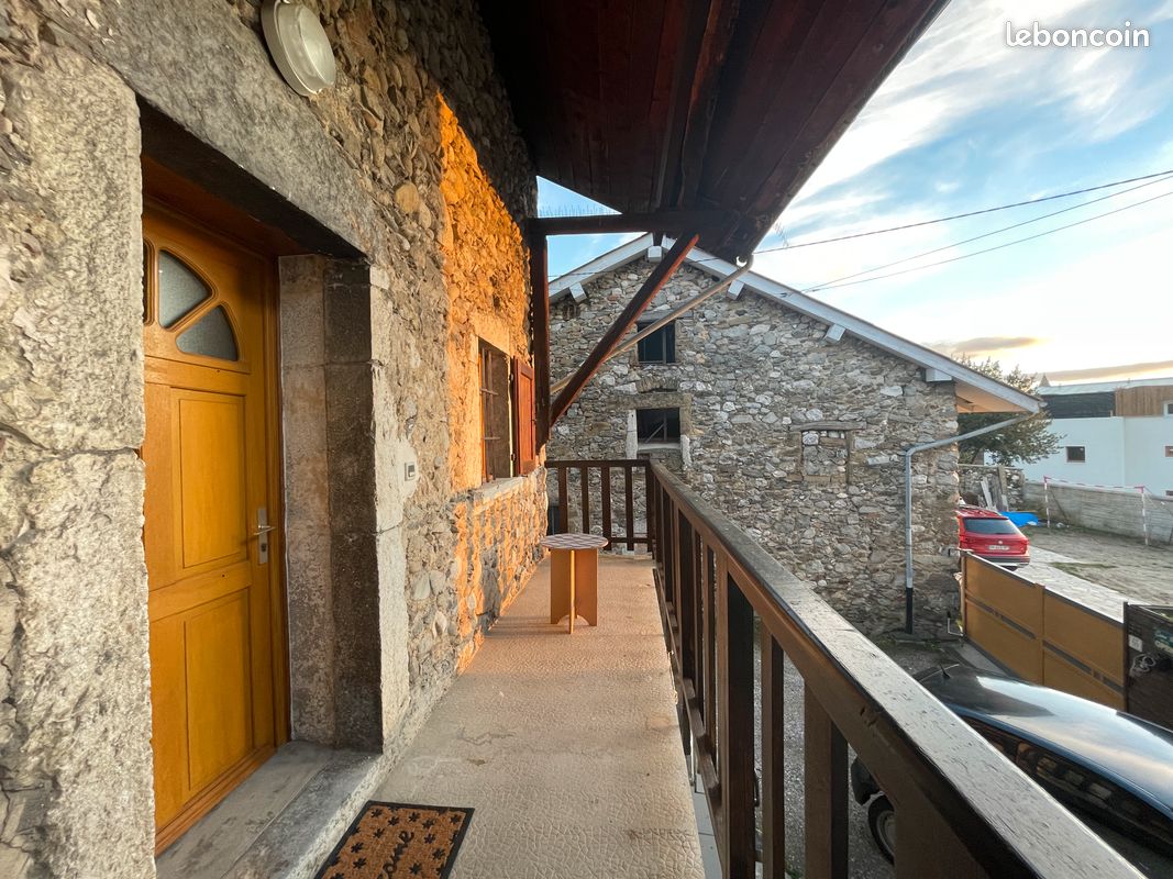 Appartement 2 pièces 32 m² · à Coublevie · 31,9 m² · 450 €