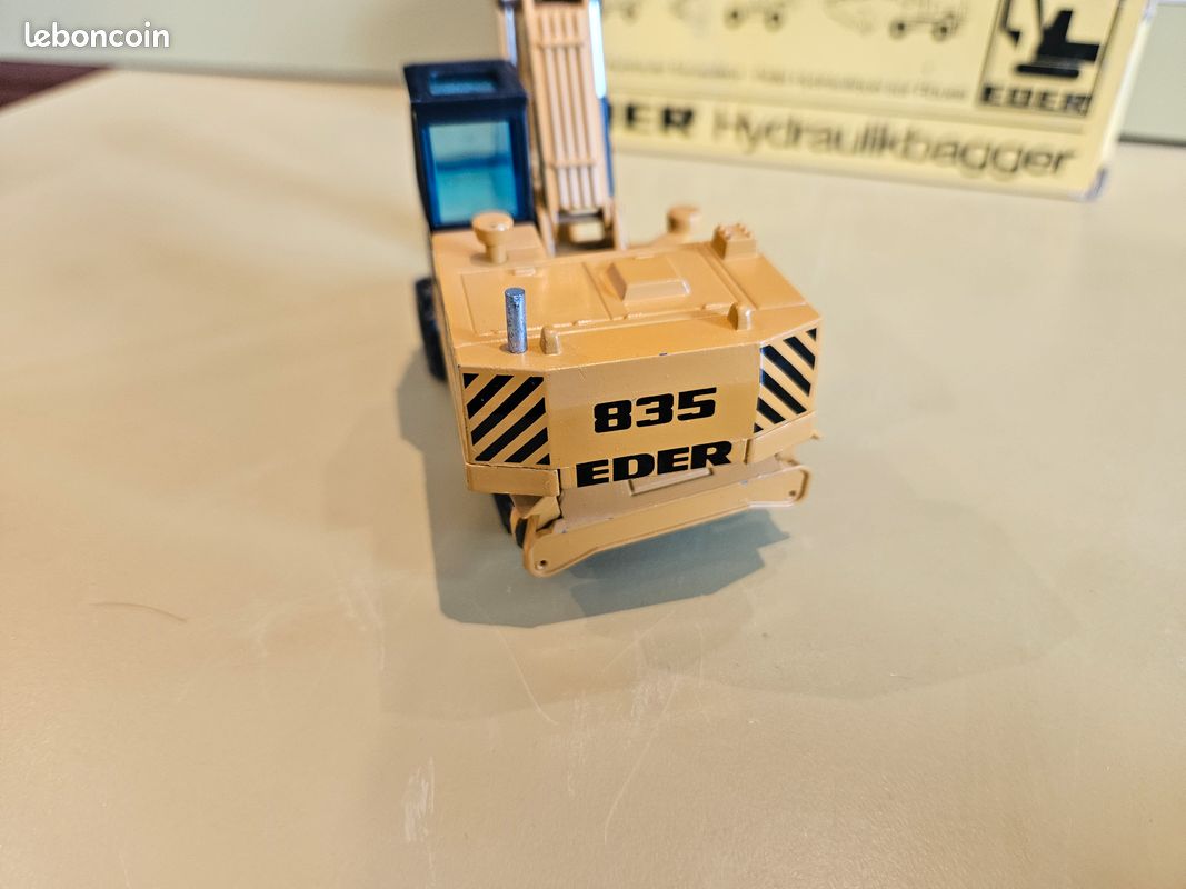 ENGIN EXCAVATRICE PELLE Sur Chenille Caterpillar Cat 225 Joal N°216 Be