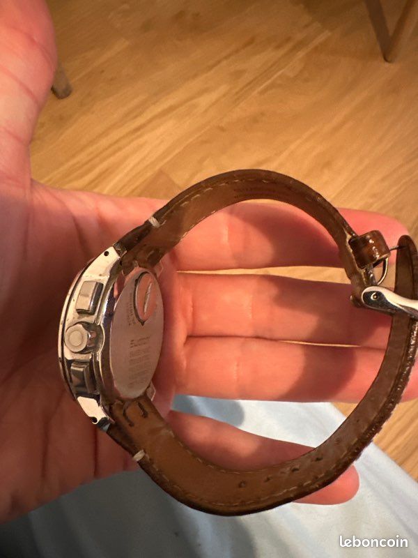 Swatch Irony Cold Hour YRS403 (image 2)