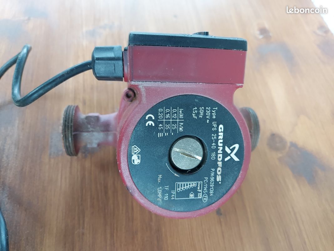 Circulateur grundfos (image 1)