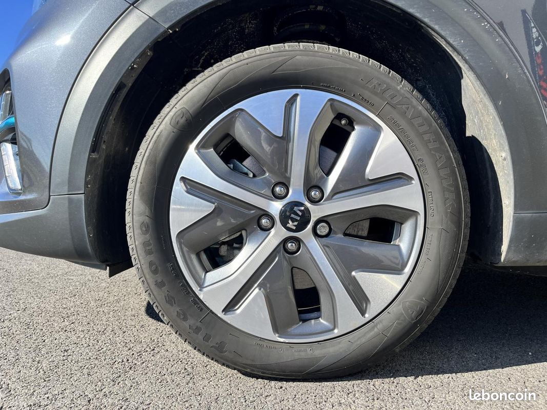 Kia eniro electric 204ch 39ppm 64kwh premium bva Voitures