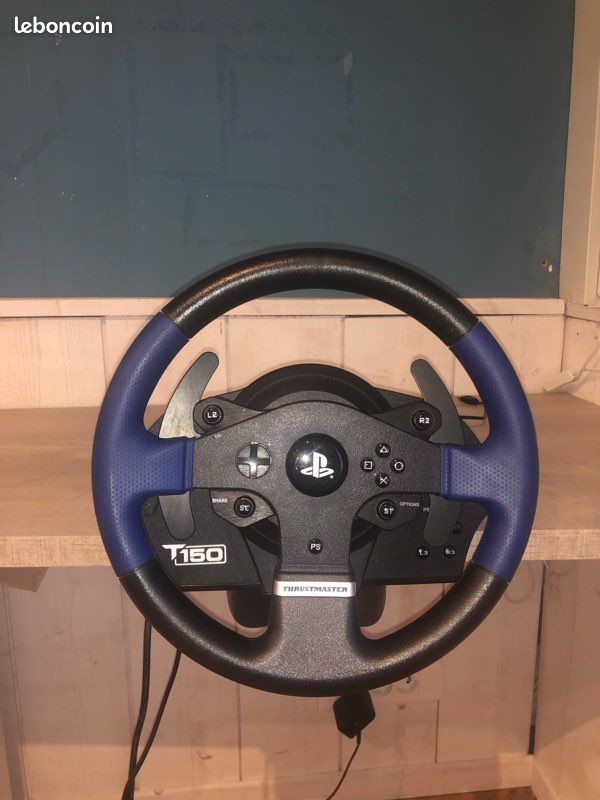 Volant Thrustmaster T150 + pédalier (image 1)