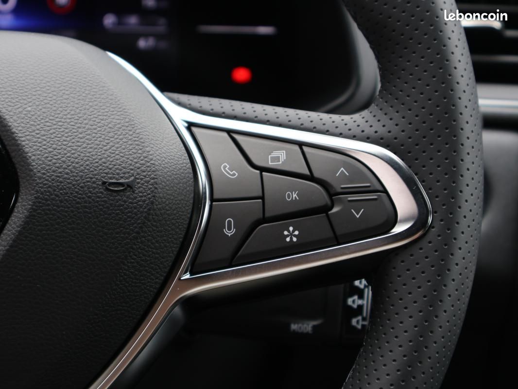Renault Captur TCe 90 Techno (image 17)