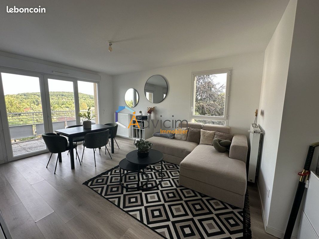 Appartement 3 pièces 64 m² · à Breuillet · 64 m² · 960 €