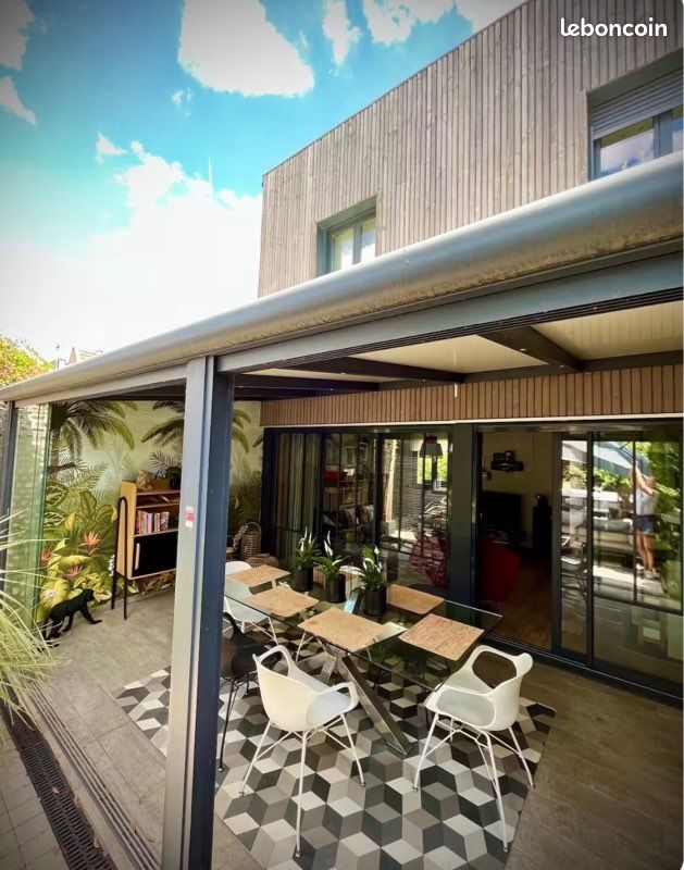 Maison 7 pièces 160 m² · à Tours · 160 m² · 621 000 €