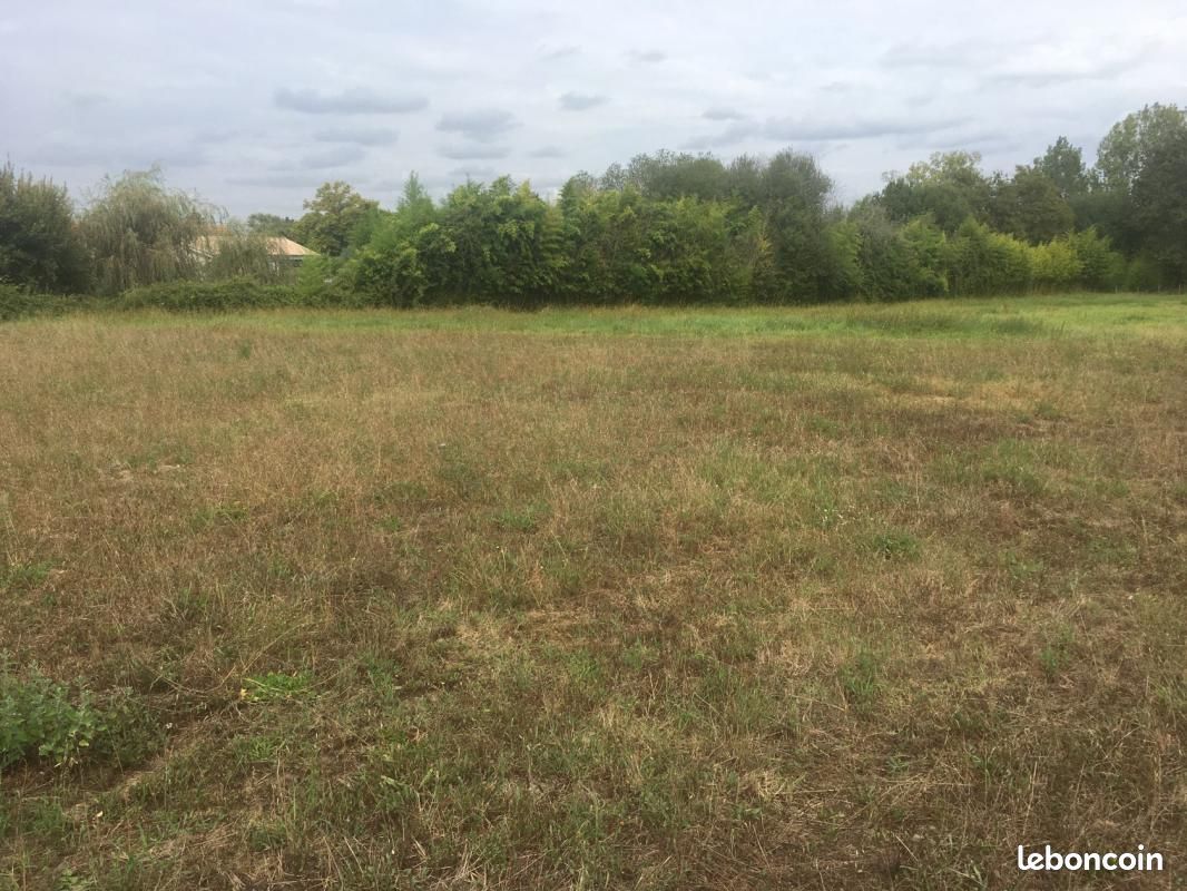Terrain 504 m² Prignac Et Marcamps · à Prignac-Et-Marcamps · 62 000 €