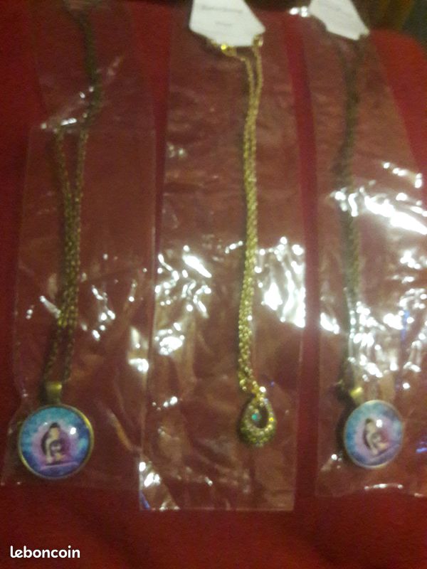 12 magnifique colliers neuf (image 1)