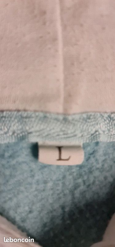 Sweat taille L (image 2)