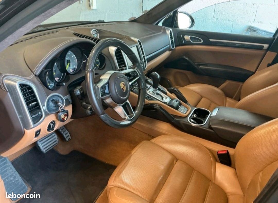 Porsche cayenne s 416ch 3.0 v6 e-hybrid garanti 1 an (image 3)