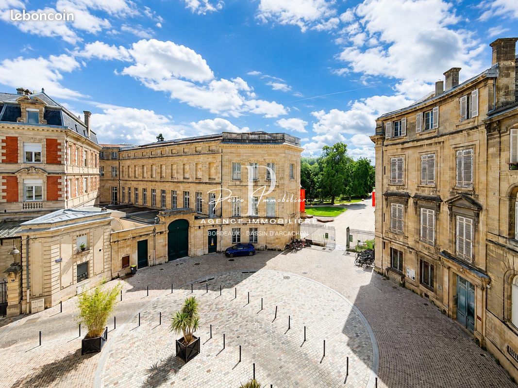 Appartement 3 pièces 115 m² · à Bordeaux · 115 m² · 993 000 €