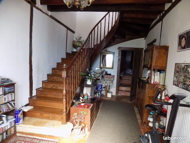 Maison 4 pièces 156 m²