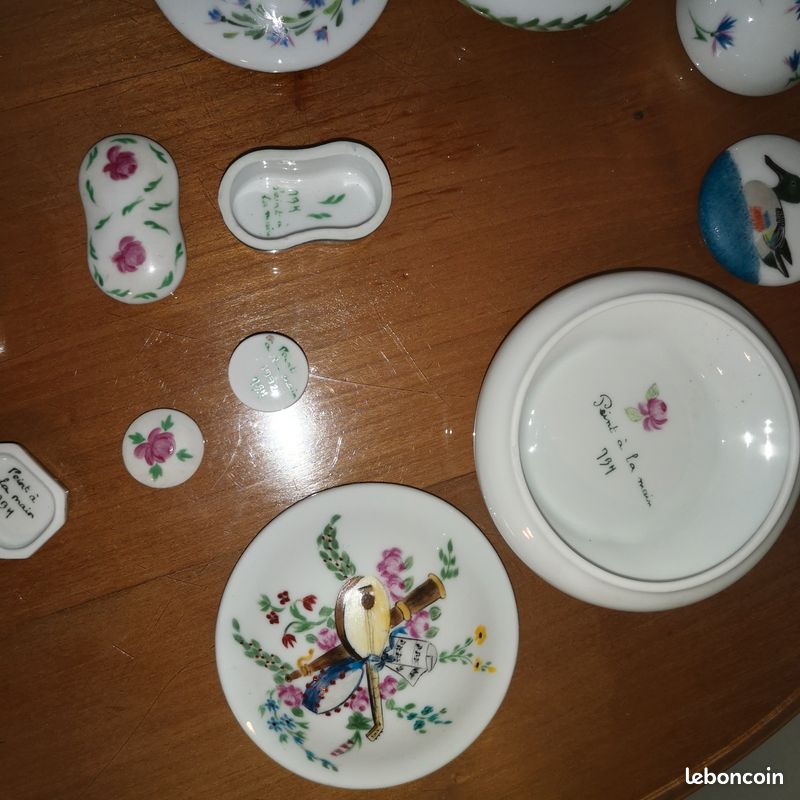 Lot 13 boîtes Limoges + 1 boule de senteur en porcelaine – Parfait état (image 10)