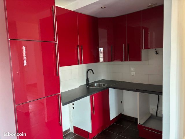 Location appartement 2 pièces état neuf avec parking (image 5)