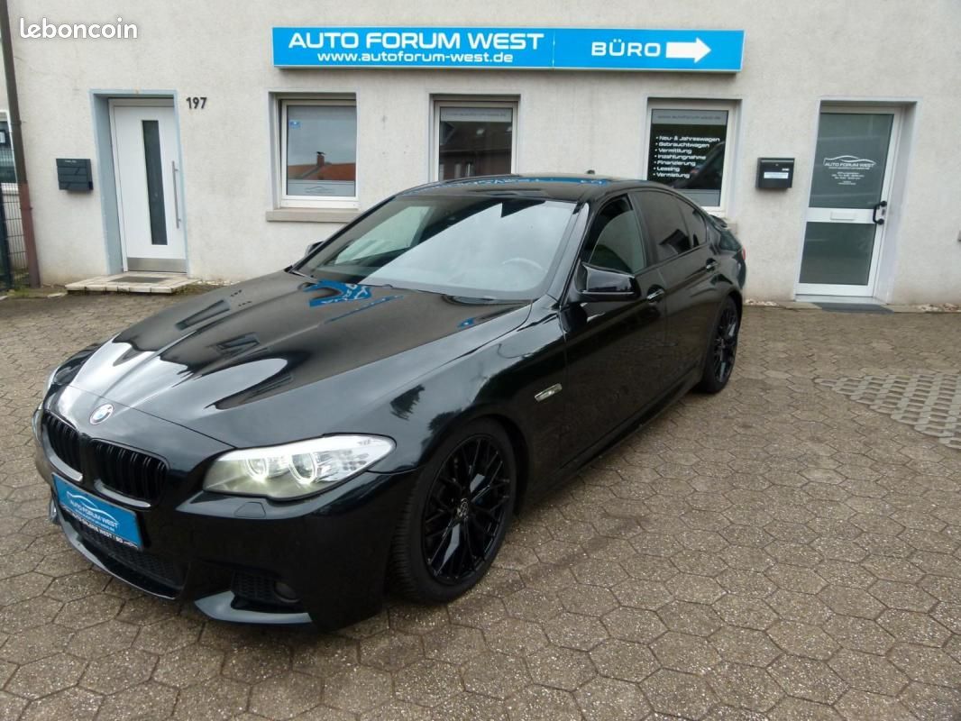 BMW 535 i 306ch - BVA TOIT OUVRANT HUD CAMÉRA DE RECUL INTERIEUR CUIR (image 1)
