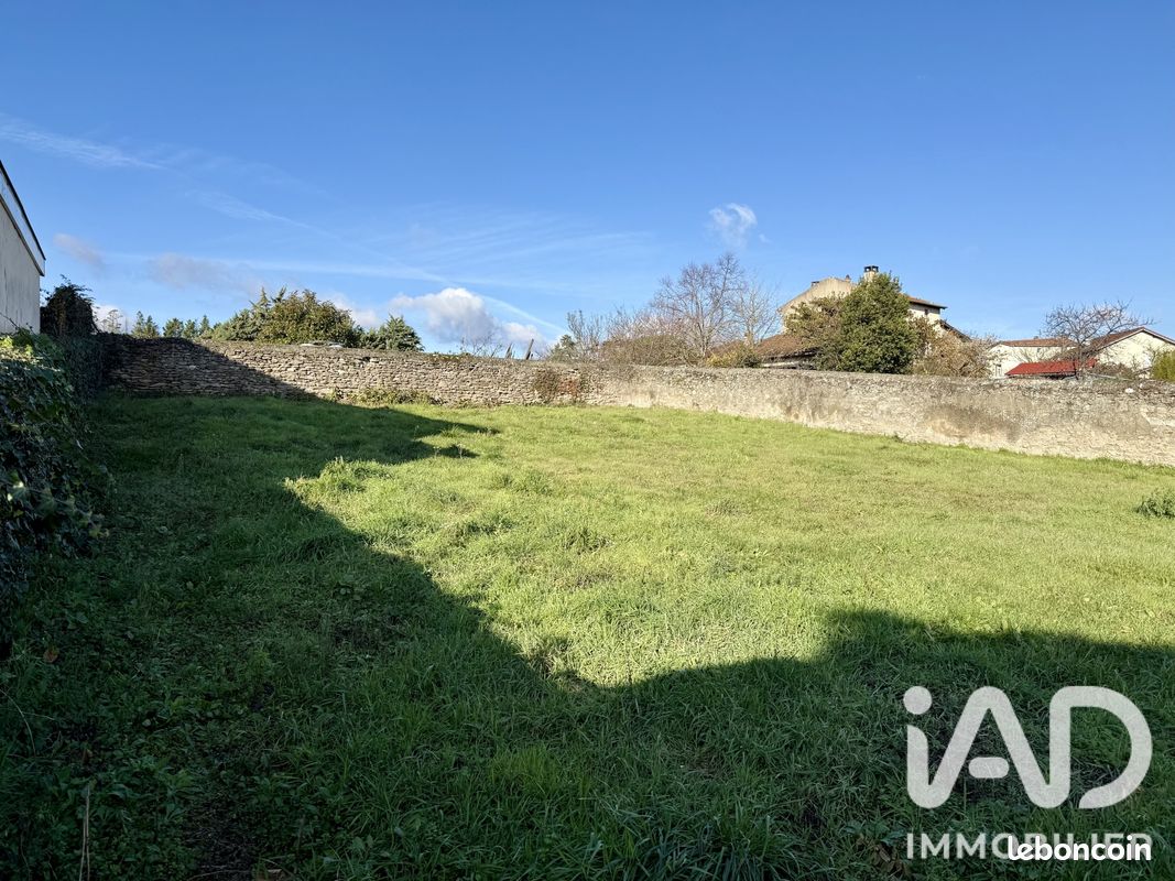 Terrain 480 m² · à Soucieu-en-Jarrest · 480 m² · 230 000 €