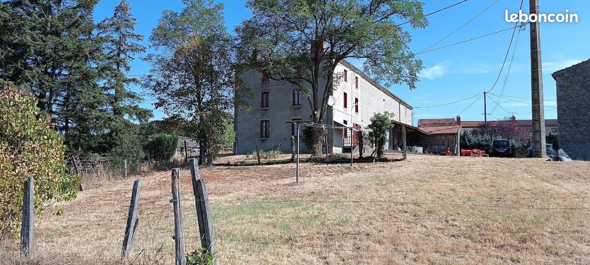 Maison 4 pièces 80 m² · à La Chapelle-sur-Usson · 80 m² · 96 000 €