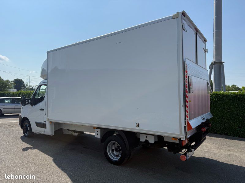 27990ht Renault master 145ch caisse 22m3 hayon (image 4)