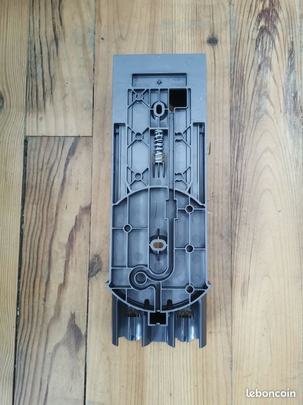 Support mural pour aspirateur Dyson V6 (image 3)
