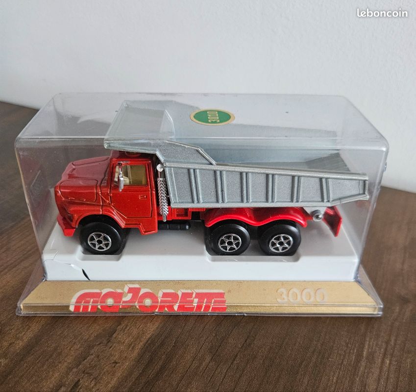 SCANIA PETITE BENNE MAJORETTE – Majorette