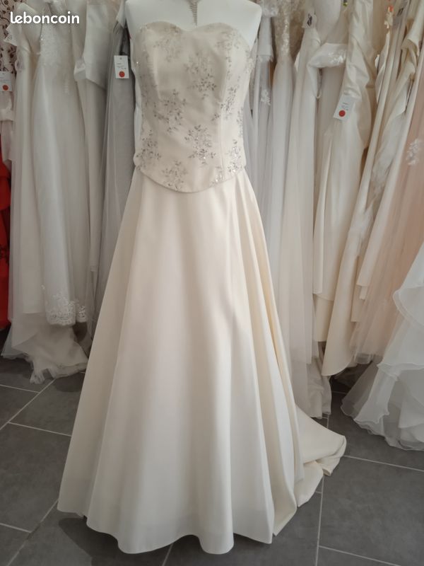 Robe de mariée 2 parties : jupe+bustier taille 42, coloris ivoire - ANCIENNE COLLECTION (image 2)