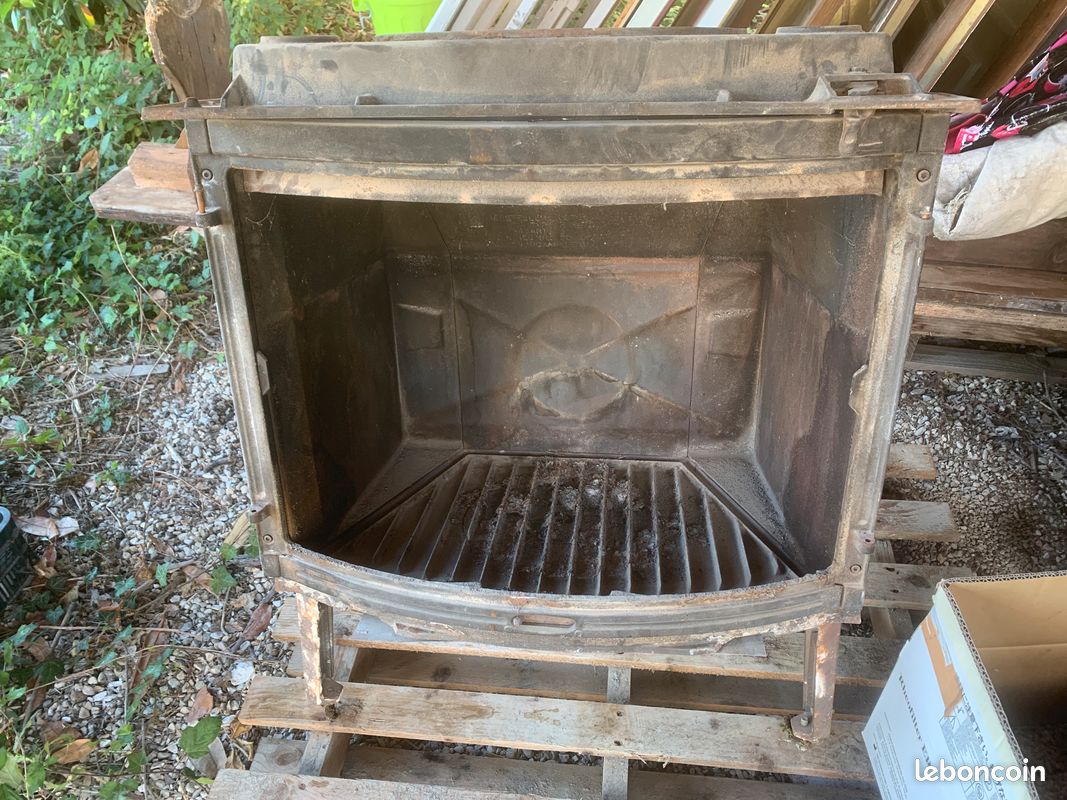 Insert à bois (image 1)