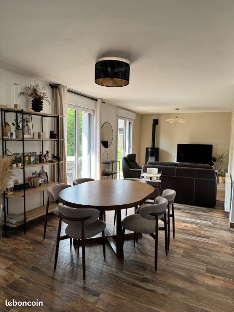 Maison 6 pièces 141 m² · à Guichen · 141 m² · 364 000 €