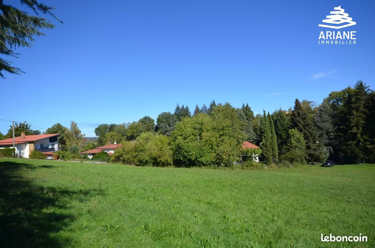 Terrain Vienne · 249 000 €