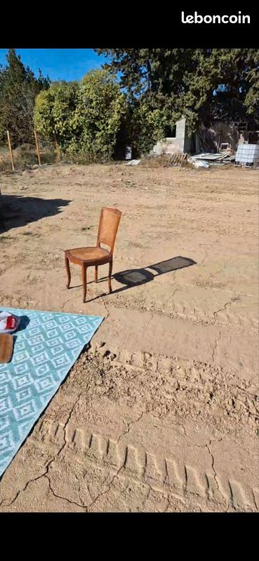 Terrain de loisir · à Villeneuve-la-Rivière · 23 500 €