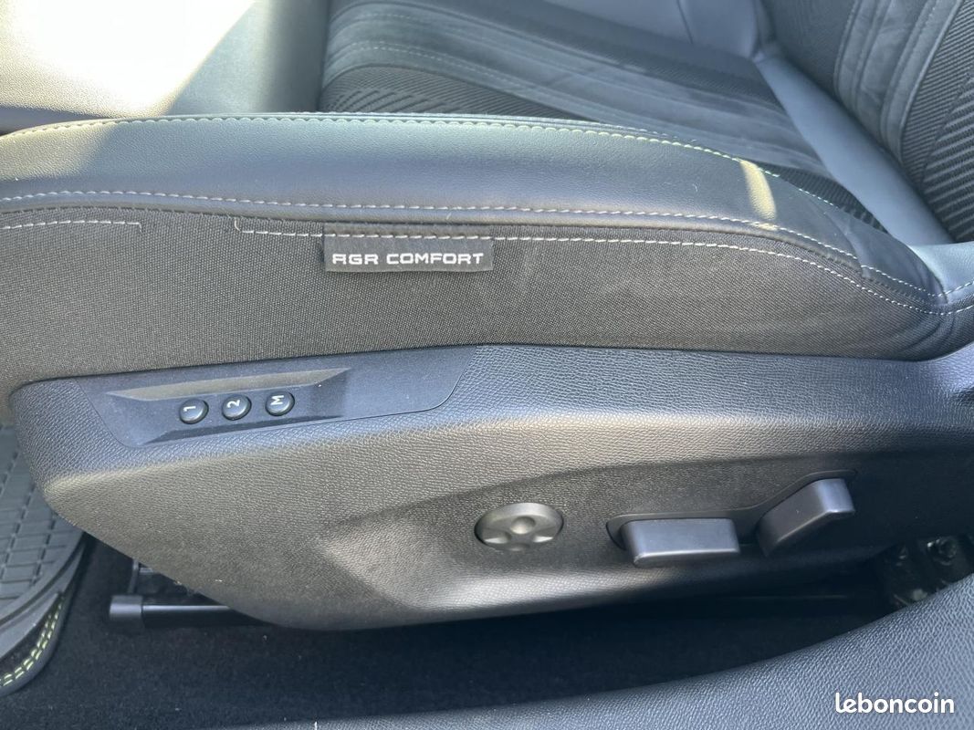 Peugeot 408 1.2 130 eat8 gt (image 27)
