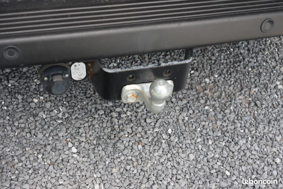 Peugeot BOXER L3H2 2.2 BLUEHDI 165 CV Standard (image 10)