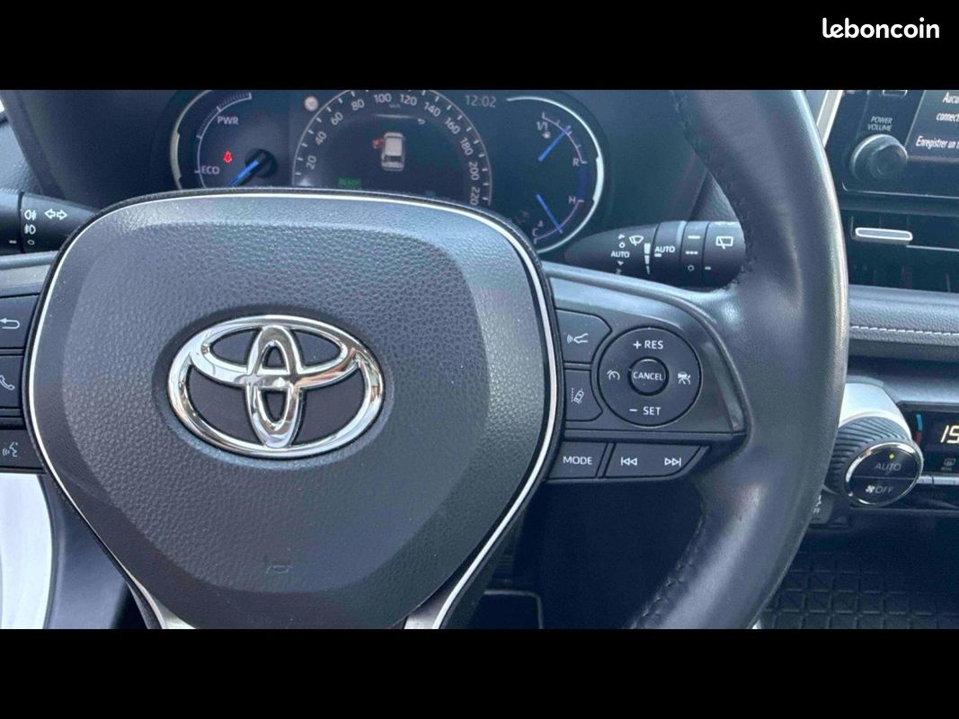 Toyota RAV4 Hybride 218ch Dynamic 2WD (image 15)