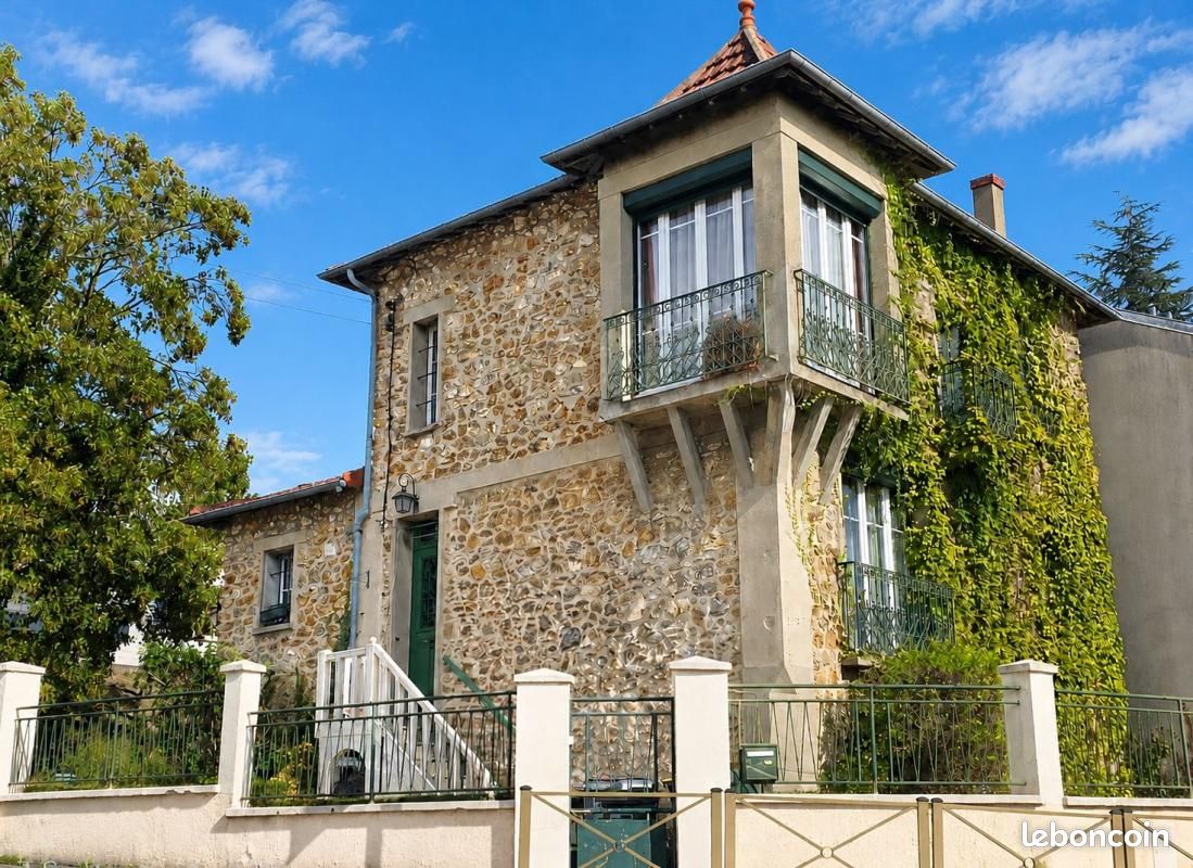 Maison 4 pièces 95 m² · à Triel-sur-Seine · 95 m² · 339 500 €