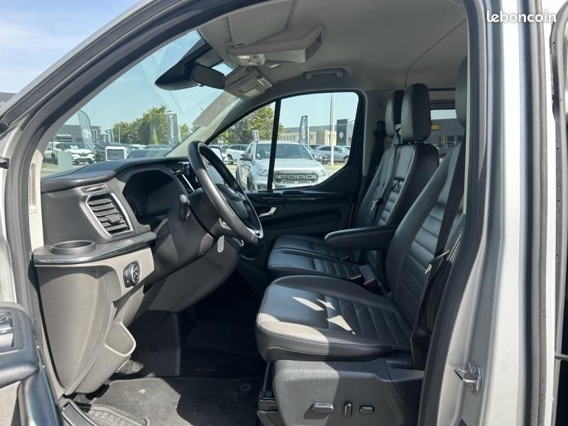 Ford Tourneo Custom 320 L1H1 2.0 EcoBlue 130ch Titanium BVA 7cv (image 10)