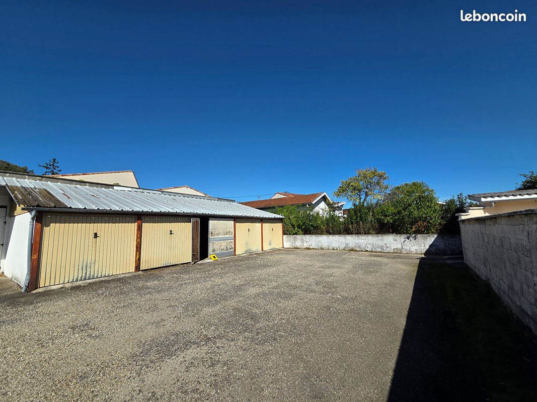 Maison 5 pièces 125 m² · à Bègles · 125 m² · 182 000 €