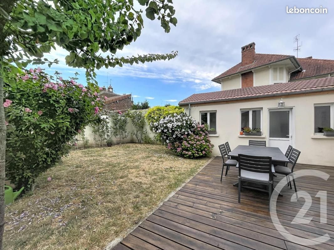 Maison 6 pièces 120 m² · à Compiègne · 120 m² · 520 000 €